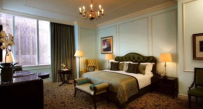 stay at cape town's Taj Cape Town, one of the best hotels in cape town 