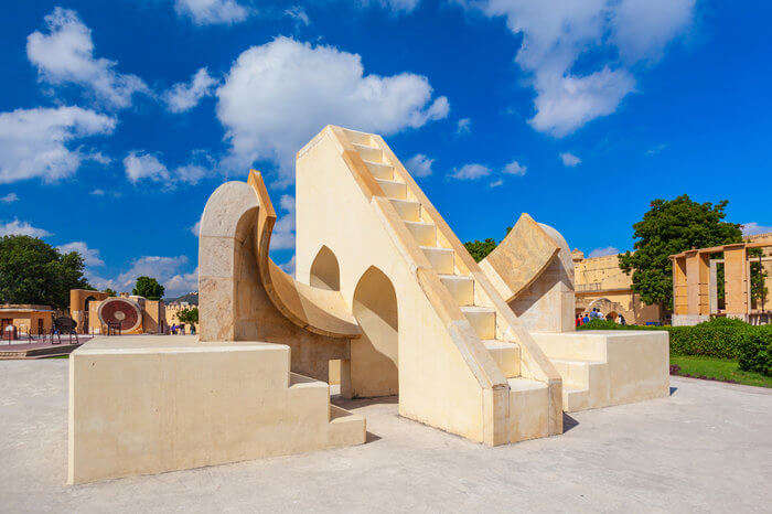 Jantar Mantar Jaipur: Guide To The World's Largest Sundial