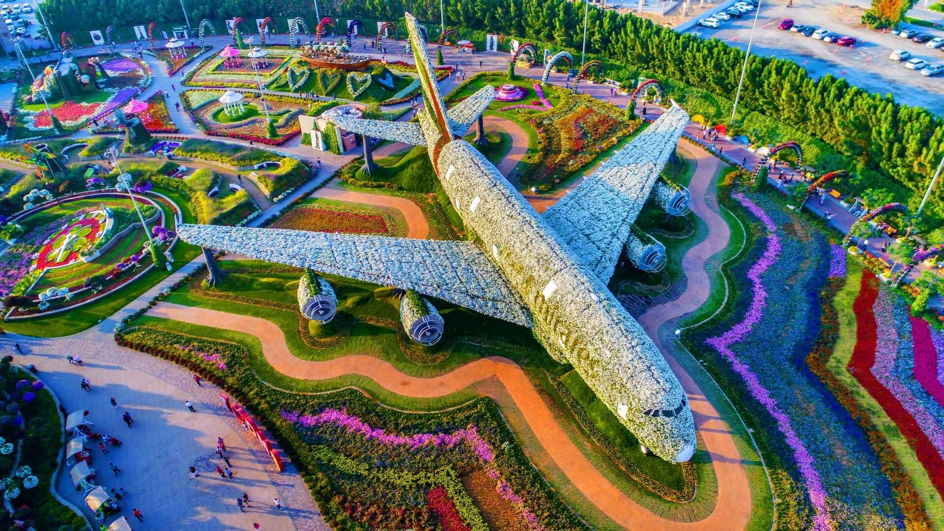 Dubai Miracle Garden A Virtual Tour To World S Largest Flower Garden