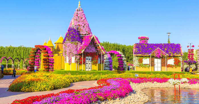 beautiful home models decorated with flowers