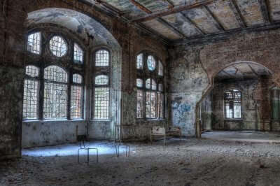 Beelitz Heilstätten: Hitler's Sanatorium Still Strikes Fear Into People ...