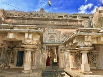 Shravanabelagola- Places To See In A Day Around Bangalore