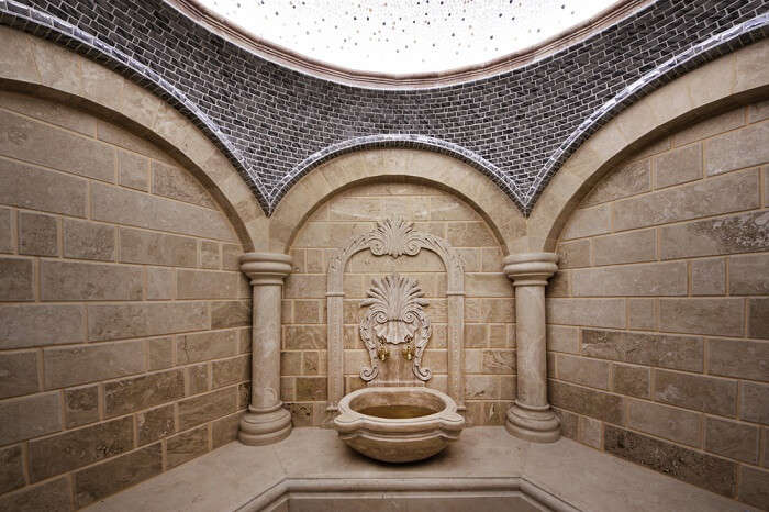the famous turkish bath houses