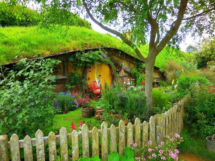 a fenced house of hobbiton