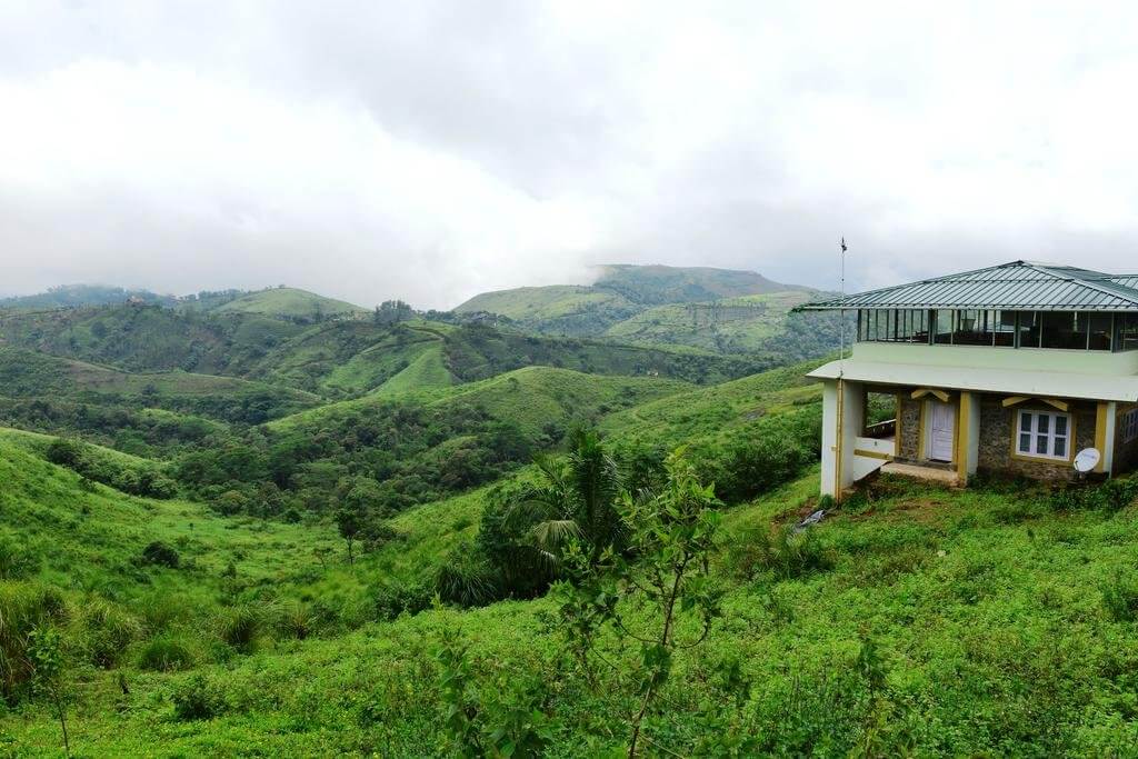 tourist place vagamon