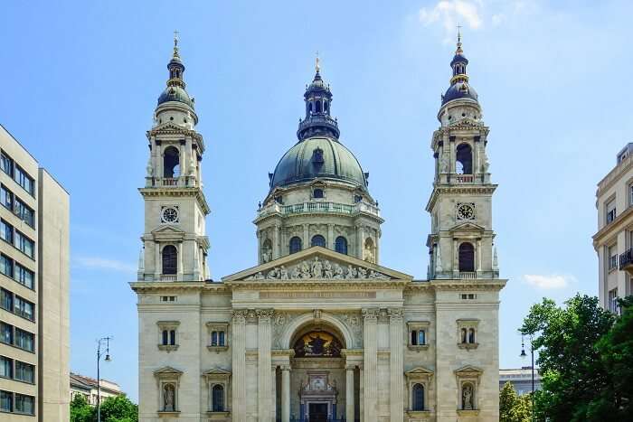 Attend a concert at St. Stephen’s Basilica in budapest Hungary