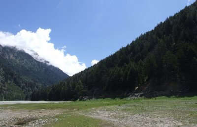 A mesmerising view of valley in harsil