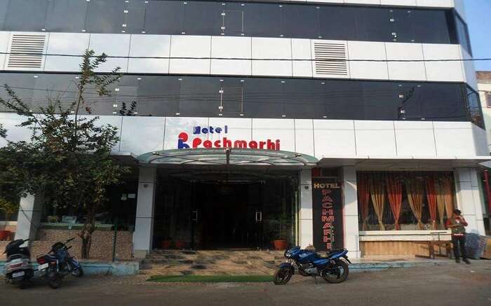 Hotel Pachmarhi - Decent hotel, great hospitality ss09052018