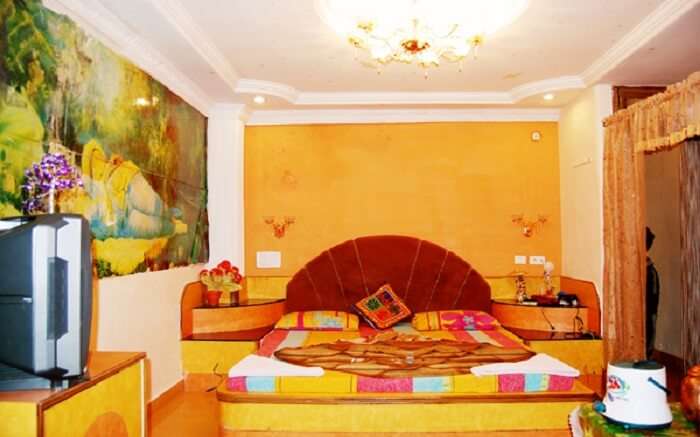 Hotel Utkarsh - Perfect for honeymooners and leisure travellers ss09052018