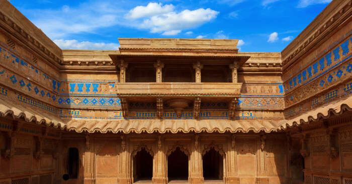 the gorgeous architecture of Gwalior Fort