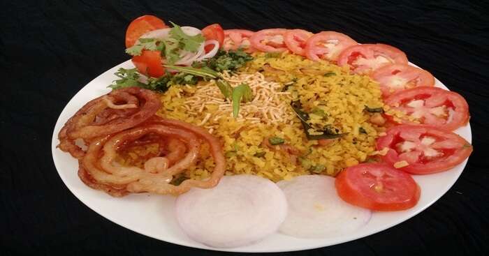 16 Best Indore Street Food Delicacies To Satiate Your Cravings In 2023!