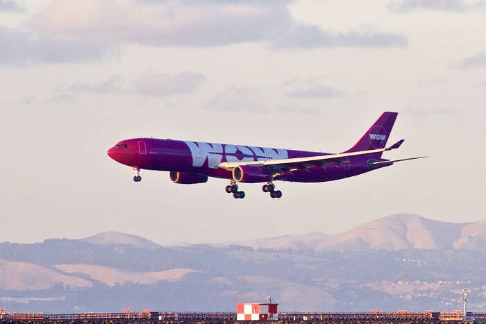 wow air flight from india to US cover picture