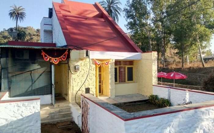Lovely Cottage- Enjoy a laid-back vacation