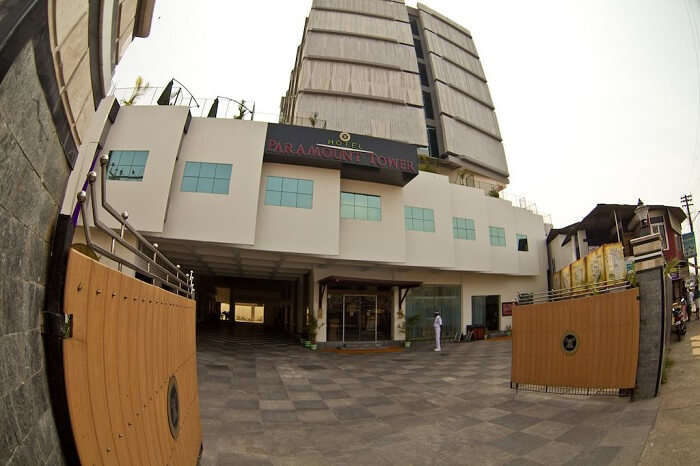 Paramount hotel