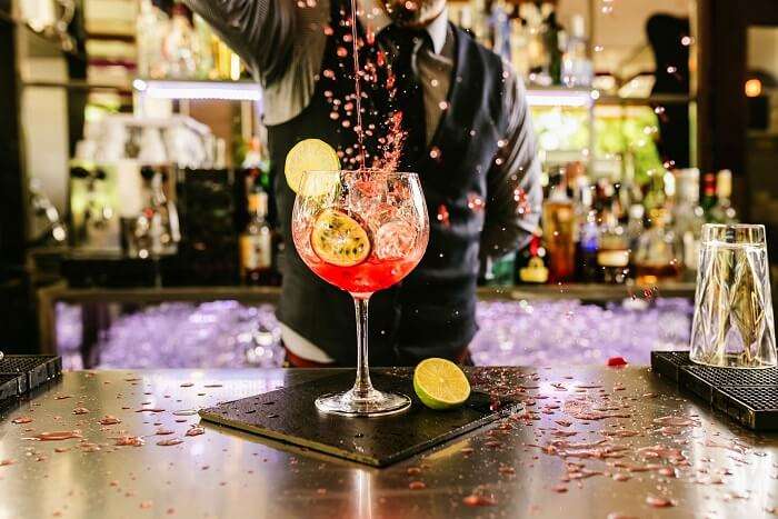 Bartender making mocktails