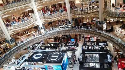 Galeries_Lafayette_Inside one of the best places to visit in Paris for shopaholic 