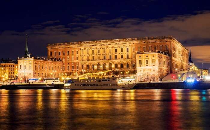 Royal Palace Stockholm in the evening