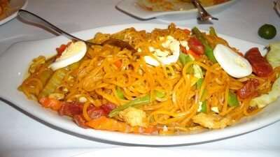 Indulge in Pancit, the yummiest Philippines food.