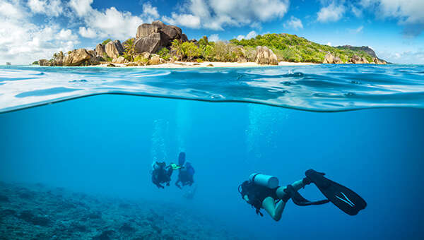 scuba diving in Seychelles