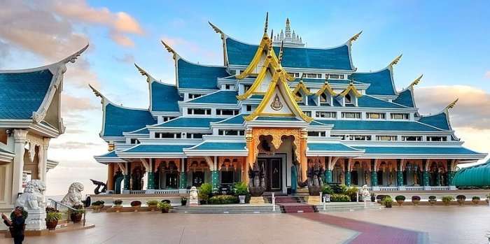Temple Wat Pa Phu On, Thaïlande