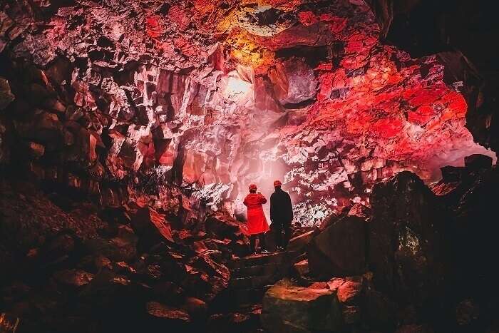 Take The World S Only Active Volcano Tour In Iceland Now   You Can Descend Into And Roam Under A Volcano 