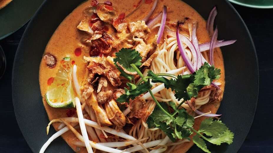 khao soi,laos delicacies,laos food