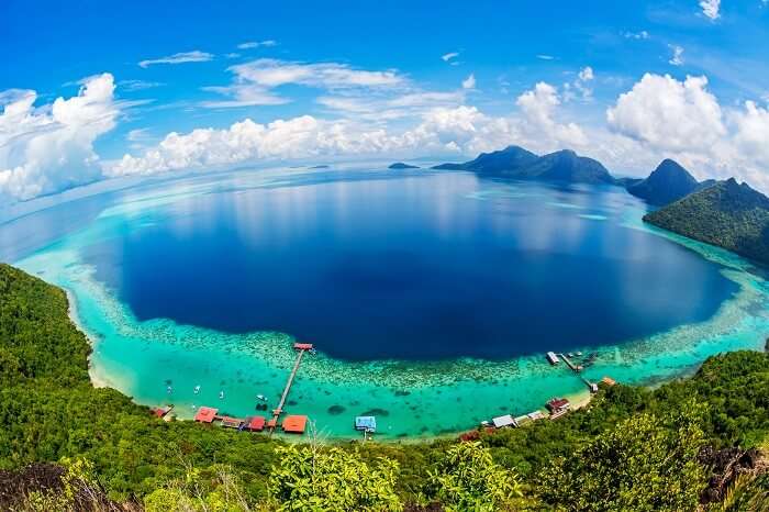 Borneo Island: A Handy Guide To The Malay Archipelago