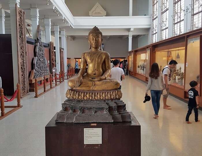 statue of lord buddha