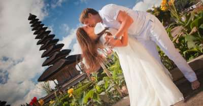 A wedding couple in Bali