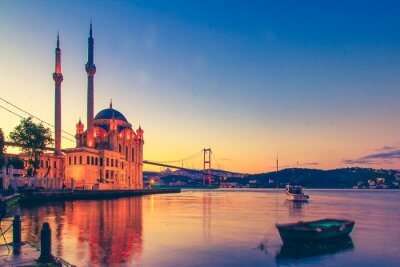 Feel The Love In The Grand Ambience Of Istanbul