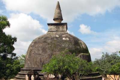 11 Places To Visit In Polonnaruwa On Your Sri Lanka Vacay