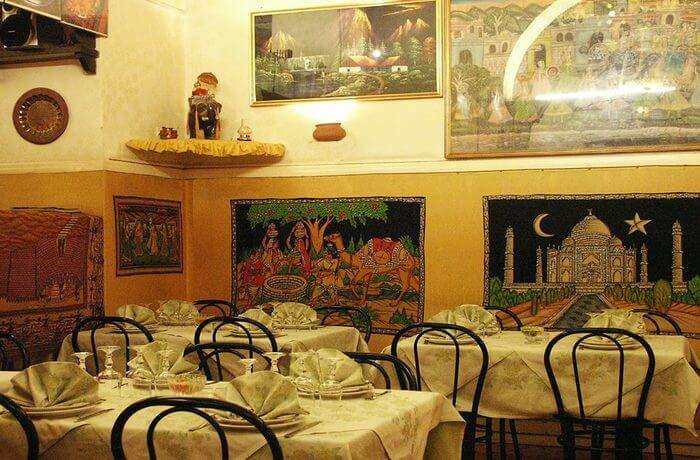 Himalaya’s Kashmir,restaurants in italy,indian cuisine in italy,