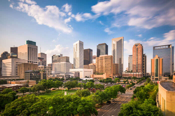 Hundreds of thousands flock to downtown Houston to celebrate