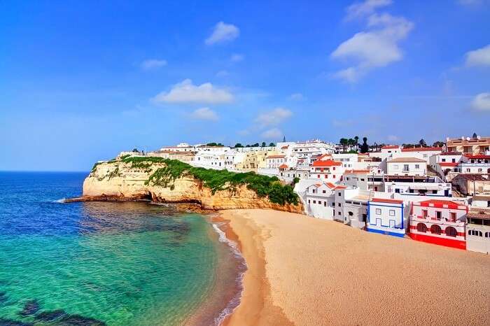 10 Secluded Beaches In Lisbon With Stunning Landscapes!