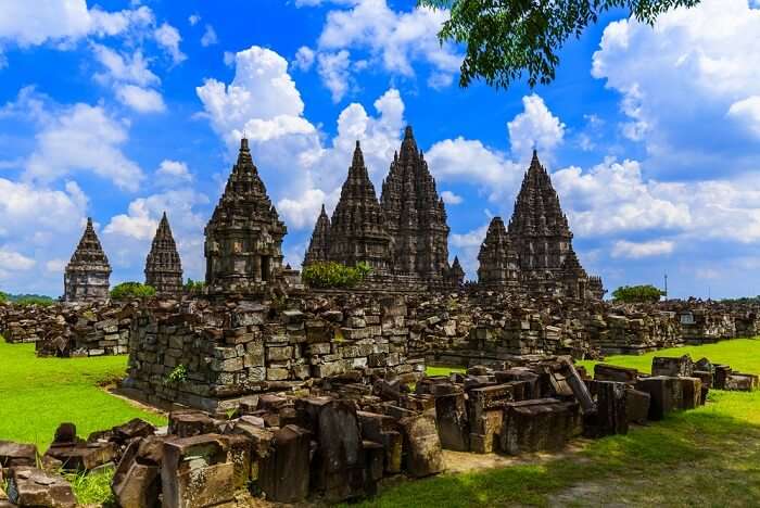 temples in yogyakarta