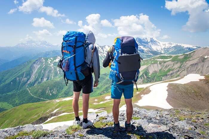 Essential materials for hiking - Walkaholic Mobile App