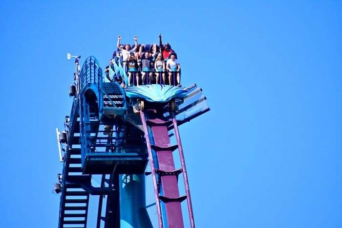 16 Must-Visit Amusement Parks, Theme Parks, and Waterparks in the