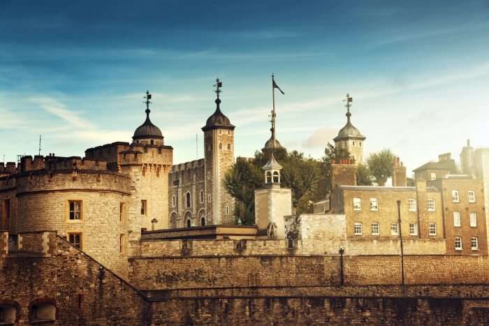 City of Castles in the World : 7 Cities That Are Perfect For Heritage Lovers