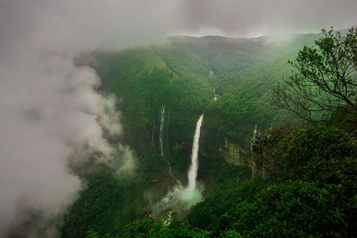 famous waterfall in chaerrapunji