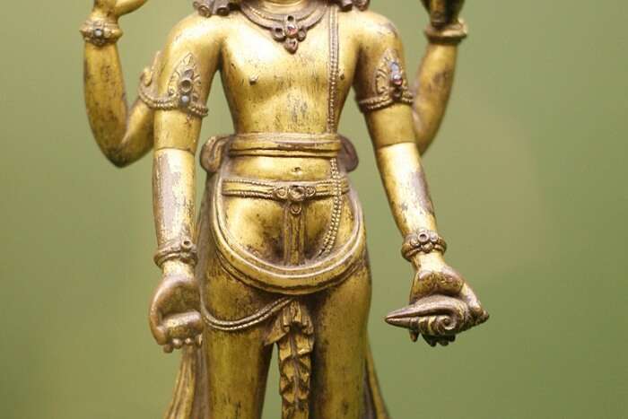 Go to the Shri Vishnu Temple to seek some blessings