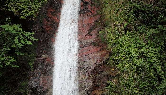 Rajanawa-Falls