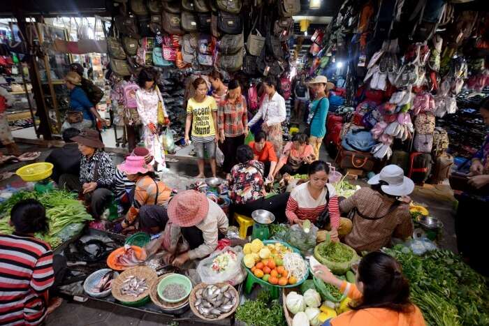Experience The Best Of Shopping In Battambang