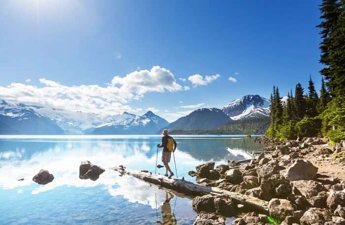 trek in canada