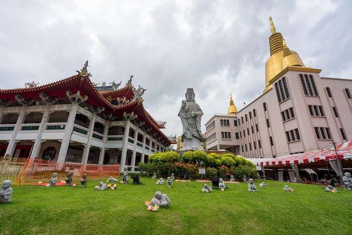 Kong Meng San Phor Kark See Monastery:Your Own Pocket Guide!