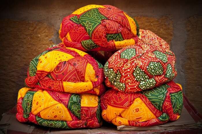 Ghanta Ghar Bazaar in Udaipur shopping