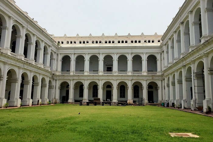 Indian Museum- Romantic Places In Kolkata