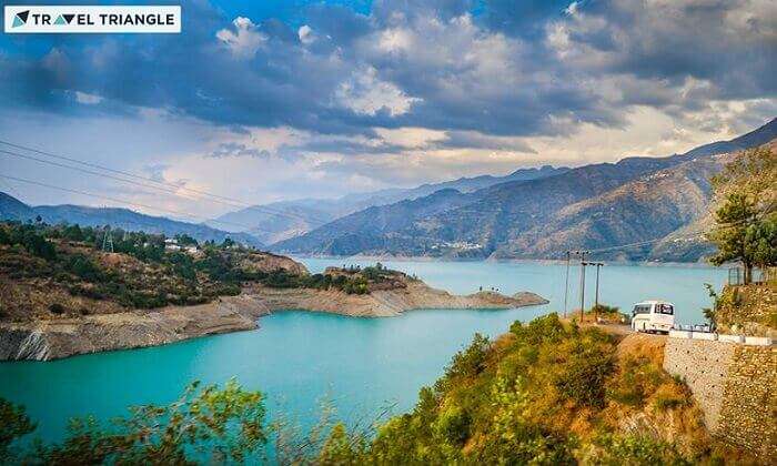 Kanatal Lake