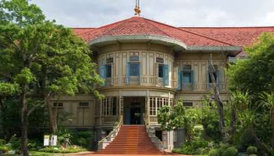 Vimanmek mansion in Bangkok