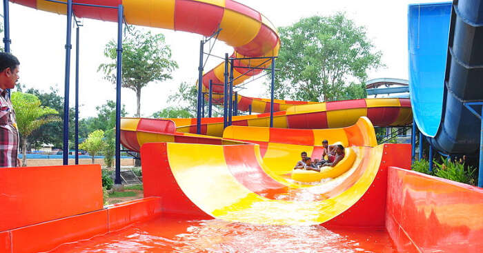 Dream World Water Park in Kanjirappilly,Thrissur - Best Water