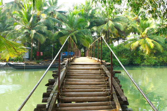 tourist places on kumarakom